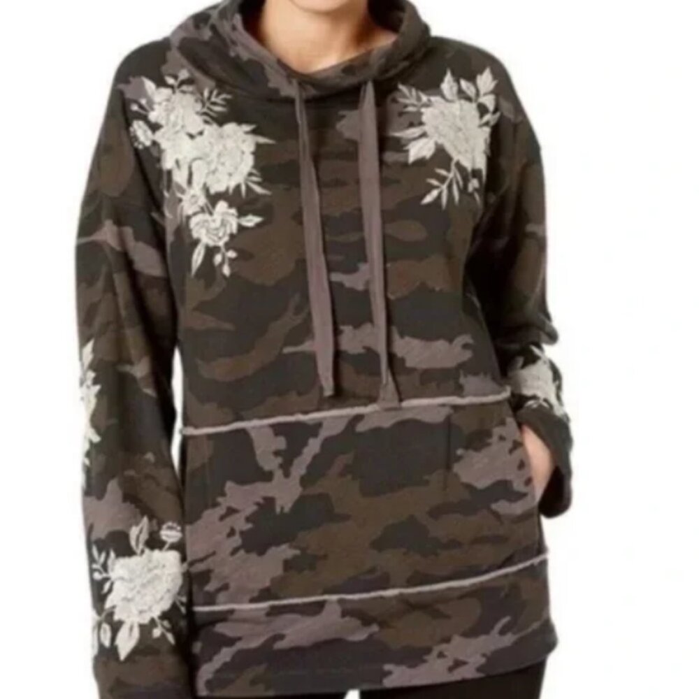 Johnny Was Santal Floral Embroidered Camouflage 3/4 Sleeve Sweatshirt Green - Picture 2 of 5